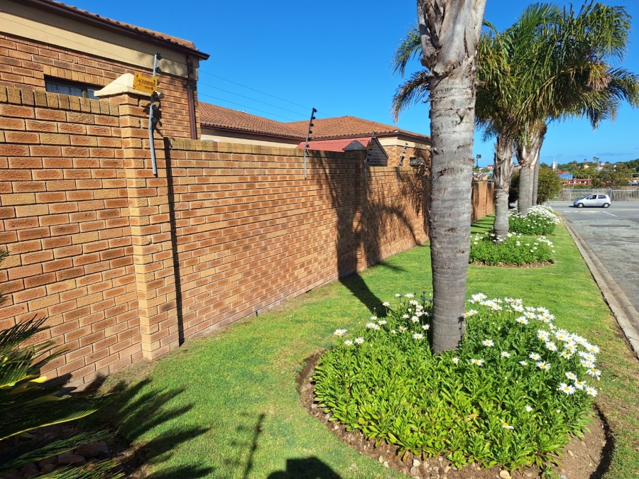 3 Bedroom Property for Sale in Hartenbos Central Western Cape